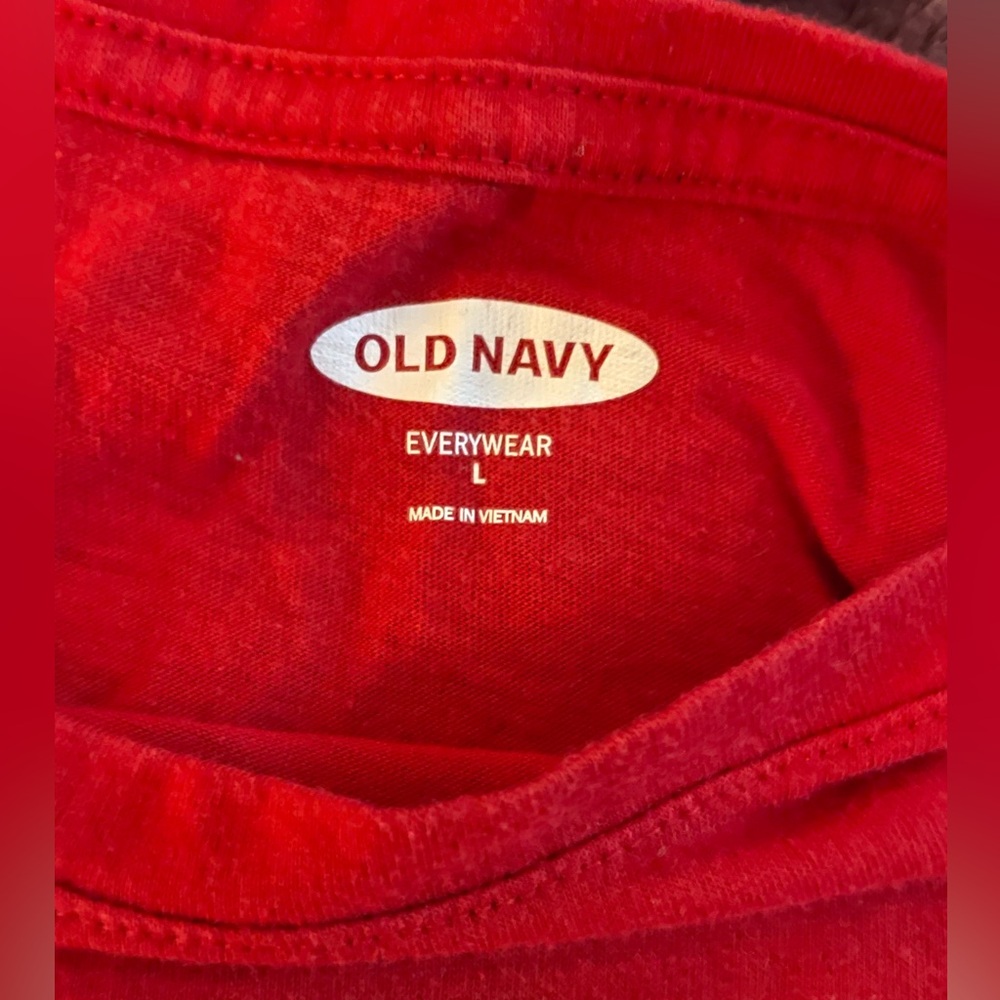 Old Navy - red American Flag t shirt - Picture 5 of 8